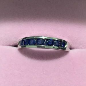 14K white gold ring with sapphires. The perfect gift for your loved one.